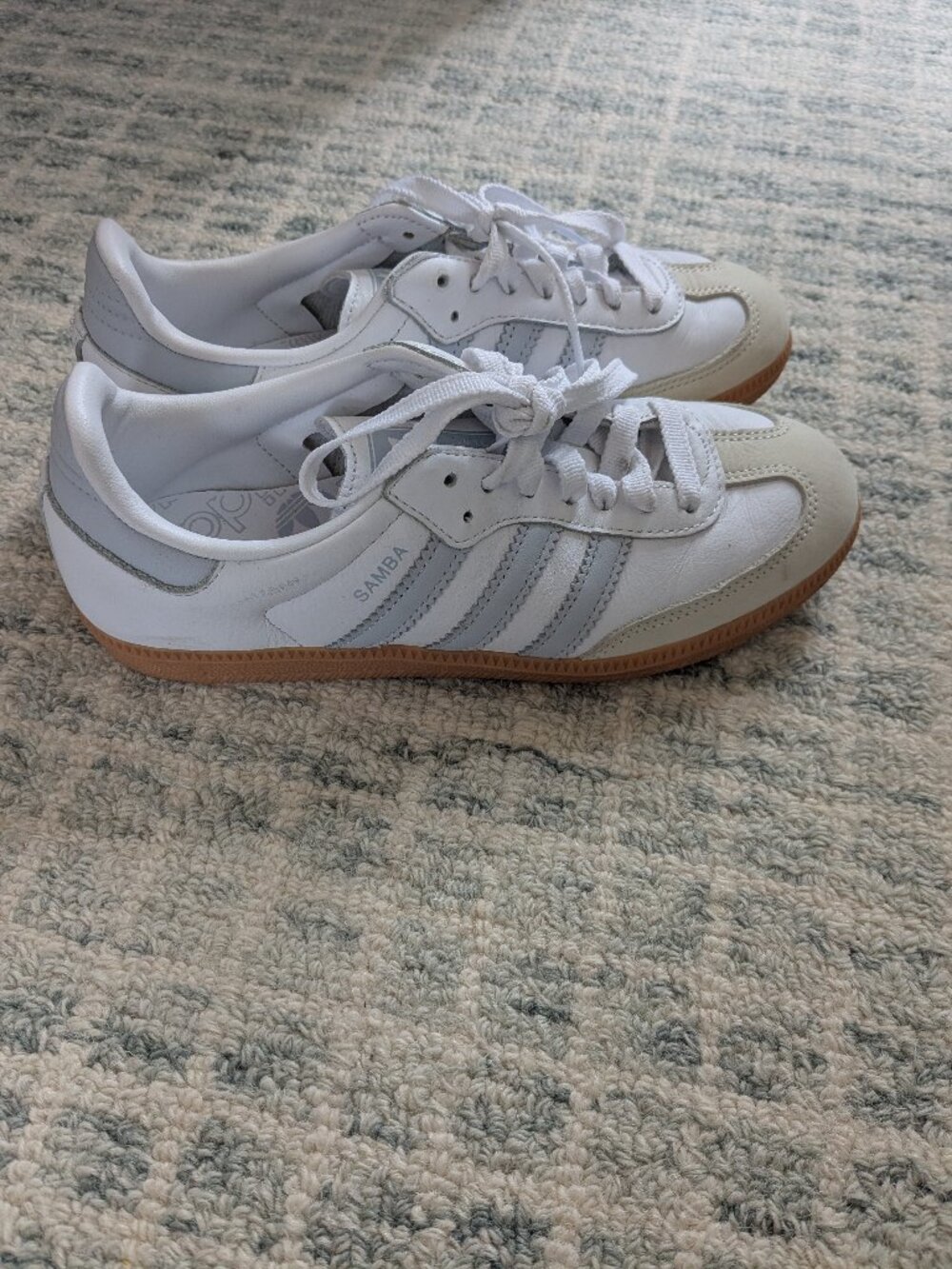 Adidas Samba - White, light Blue details- size 6